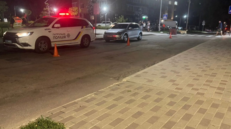 Травмував двох дітей у ДТП та втік: поліцейські затримали нетверезого водія