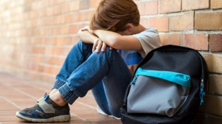 Булінг у школі: як розпізнати та куди звертатися по допомогу