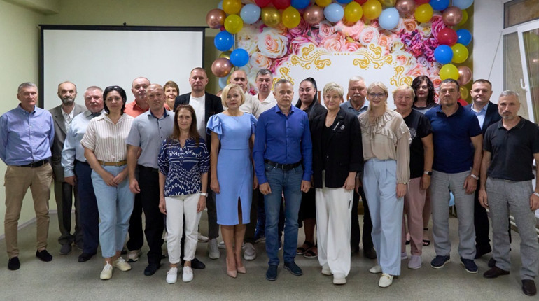 У Нікополі відзначили кращих представників спортивної галузі до Дня фізичної культури і спорту