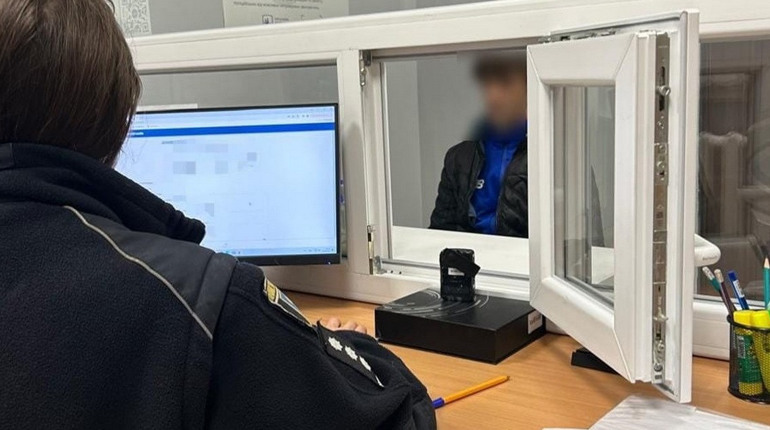 У Тростянці затримали чоловіка за збут наркотиків