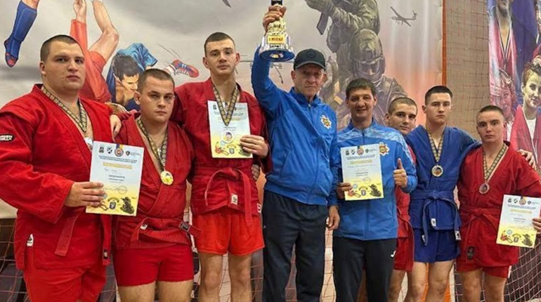 Спортсмени з Долинської здобули перші місця у своїх вагових категоріях