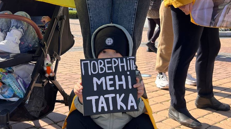 У Південному відбулася акція підтримки полонених та безвісти зниклих (ФОТО)