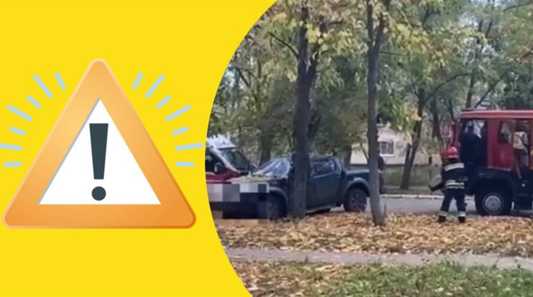 У Жовтих Водах Mitsubishi врізався в дерево: водія госпіталізували