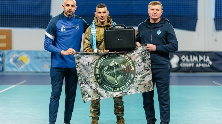 Жовтоводська «Суха Балка» подарувала дрон захиснику і здобула першу перемогу сезону
