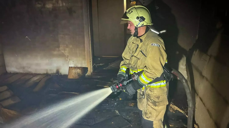 На Фастівщині, в селі Мотовилівка, сталася пожежа в житловому будинку