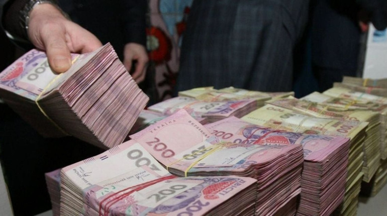 На Черкащині — майже тисяча мільйонерів: задекларували 4,9 млрд грн доходу