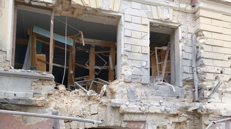 Росія знищила третину будівлі краєзнавчого музею у Херсоні
