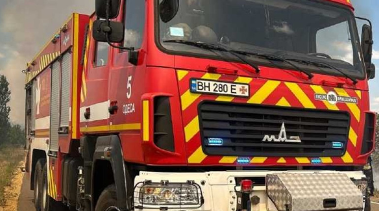 Під час пожежі у Граденицях на Одещині рятувальники знайшли тіло чоловіка