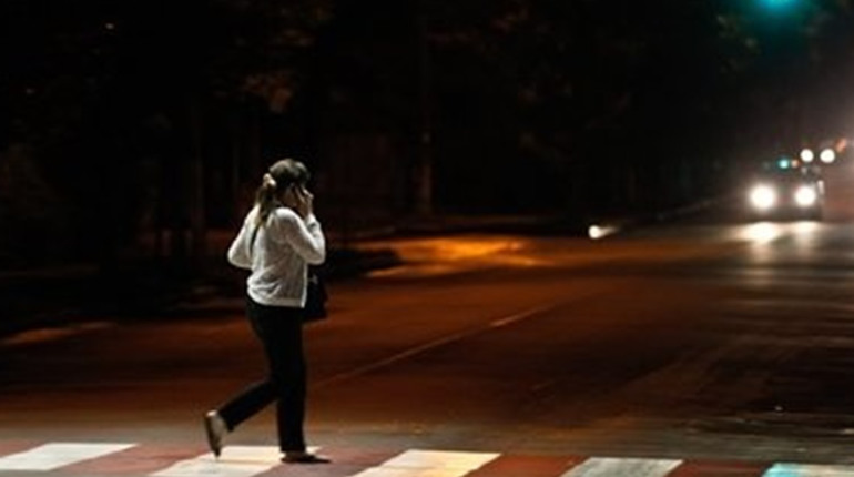 «Мене не видно»: чому світловідбивач — обов’язковий восени і взимку