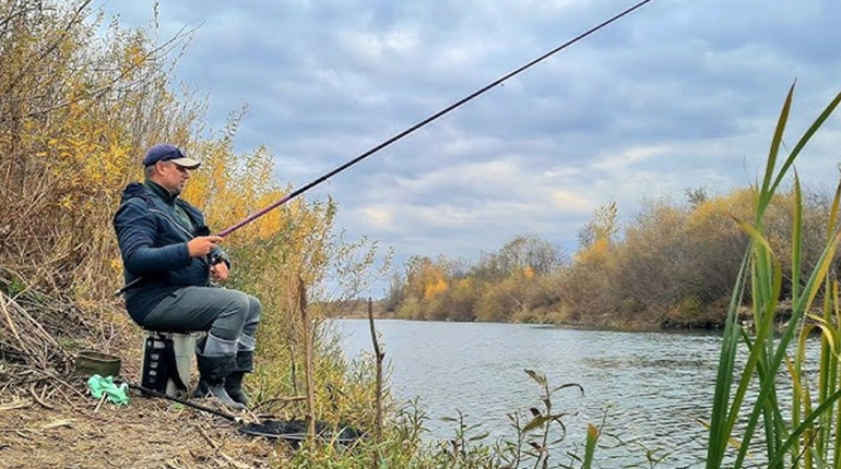 На Сумщині днями стартує заборона на вилов риби у зимувальних ямах: перелік місць