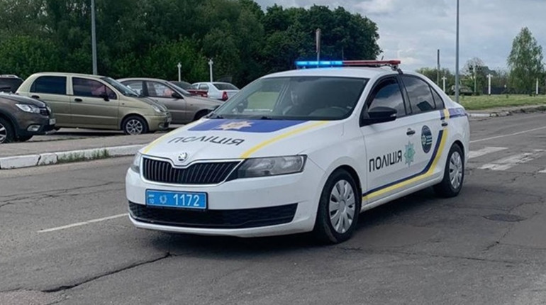 У Переяславі жінка поскаржилася на знайомого, який не хотів виходити з її квартири: хроніка поліції