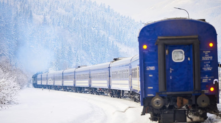 Зимова підтримка: безкоштовні 3000 км поїздами та грошова допомога — що вже відомо