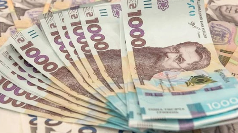 “Зимова підтримка 2025”: хто з українців отримає тисячу гривень та які ще є виплати