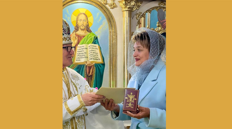 Очільниця гуманітарної галузі Чортківщини отримала високу духовну відзнаку