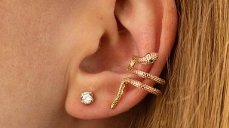 Що варто знати, перш ніж купити жіночі золоті сережки