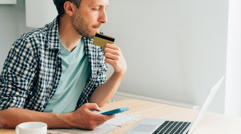 Нові схеми: шахраї тепер імітують державні онлайн-сервіси