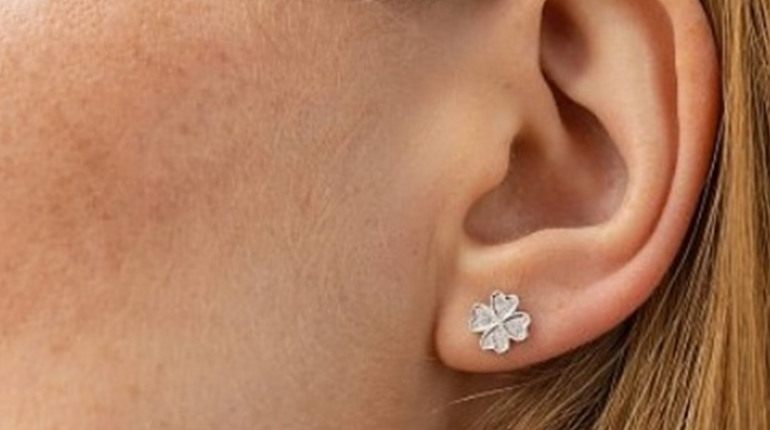 Як обрати сережки з діамантами: 4C (carat, cut, color, clarity) у практиці