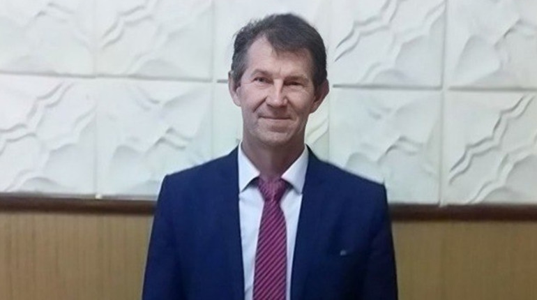 Пішов з життя директор бердянської школи №9 Микола Закоморний