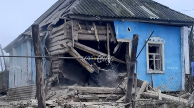 Росіяни другий день поспіль нищать будинки в селі Кореньок Есманьської громади