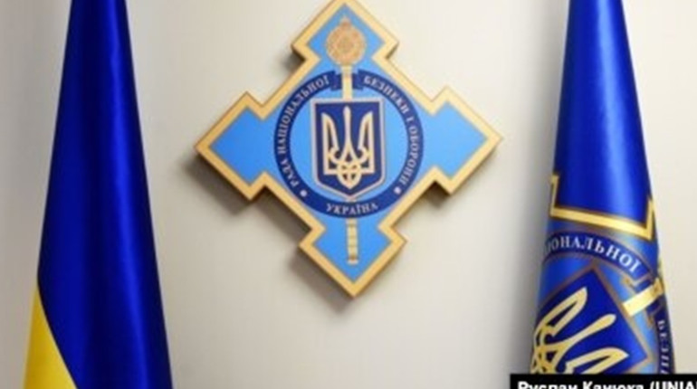 Що з санкціями проти топкорупціонерів: роз'яснення центру протидії корупції