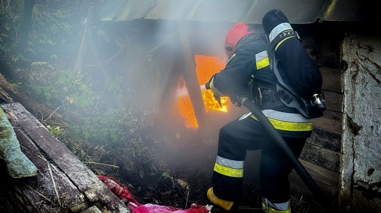 У Почаєві пожежа пошкодила приватну будівлю