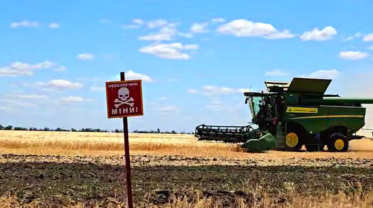 Аграрії Херсонщини зібрали 264 тисячі тонн урожаю і засіяли понад 106 тисяч гектарів озимих