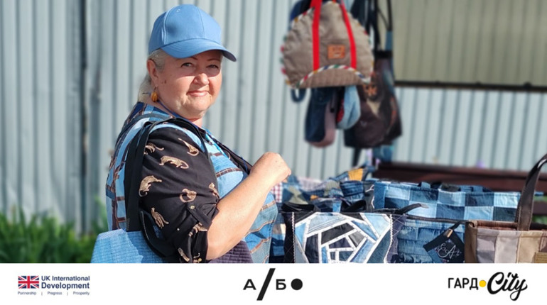 «Я хочу комусь передати те, що вмію»: історія майстрині з Донбасу, яка двічі тікала від війни