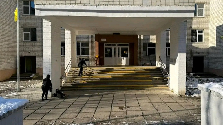 У львівській школі стрілянина: батьки школярів не змогли вирішити конфлікт своїх дітей