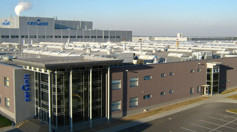 Робота на "Церсаніт Інвест": як пройти всі етапи від дзвінка рекрутерам до першої зміни