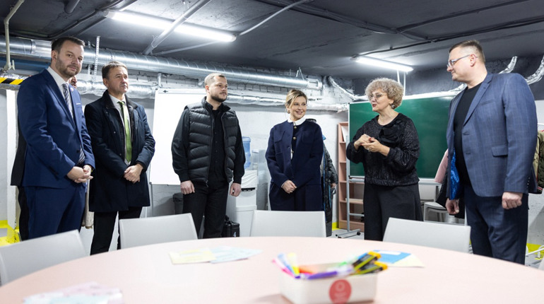 Олена Зеленська відвідала Кагарлик: тут у одному із навчальних закладів відновили масштабне укриття