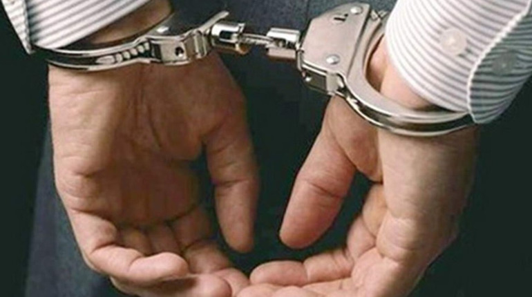 Бориславець підозрюється у організації незаконного перетину кордону з використанням службового авто