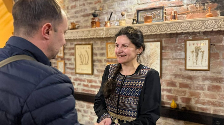 Дворик у Львові, який про Крим: історія поколінь зі смаком кави