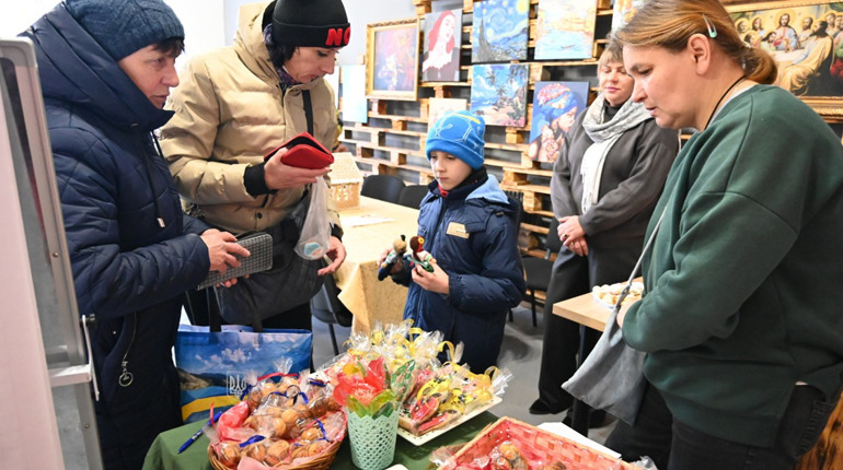 Для душі і з думкою про Захисників: як пройшов ярмарок «Від Романа до Йордана» у Золотоноші?
