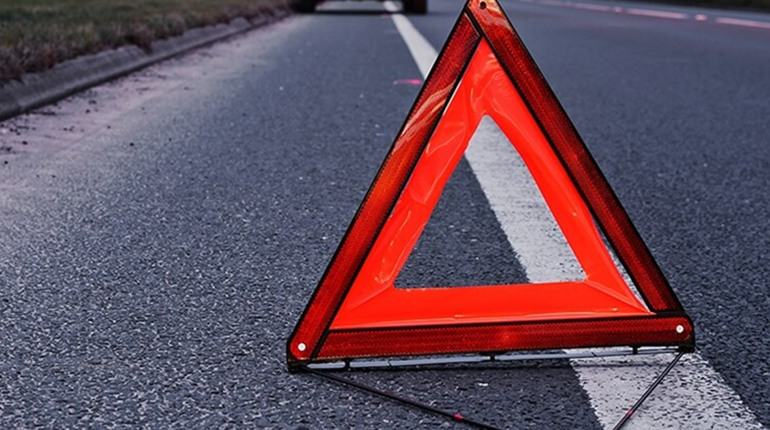 Смертельна ДТП поблизу Березни: загинув водій, пасажира госпіталізували