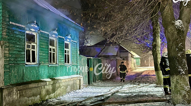 У Глухові сталася пожежа в приватному будинку