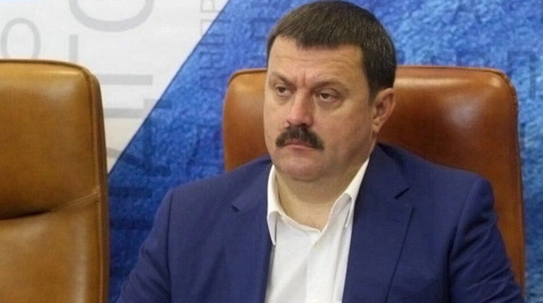 Колишній нардеп від Сумщини Андрій Деркач став «героєм росії»