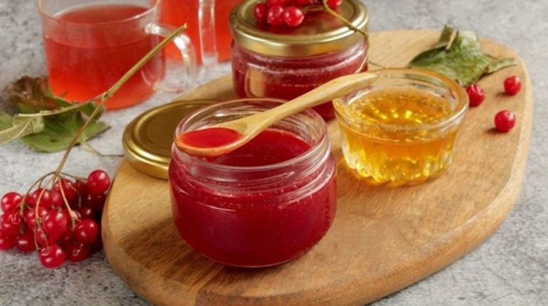 Протерта калина з цукром на зиму без варіння: користь, рецепти та секрети збереження