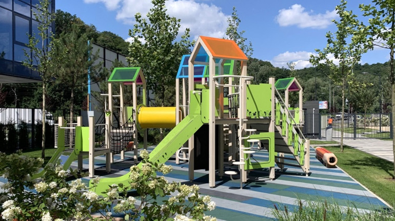 Гадяцька громада придбає комплект елементів для дитячого майданчика у парку "Перемога"