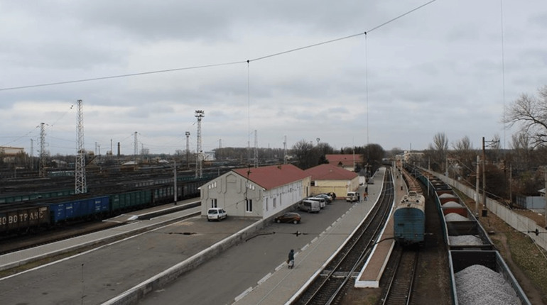 Снаряди під вугіллям. Як окупанти використовують залізницю Волновахи для транзиту зброї