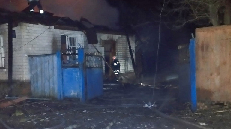 Поліція документує наслідки ворожої атаки по місту Новгород-Сіверський