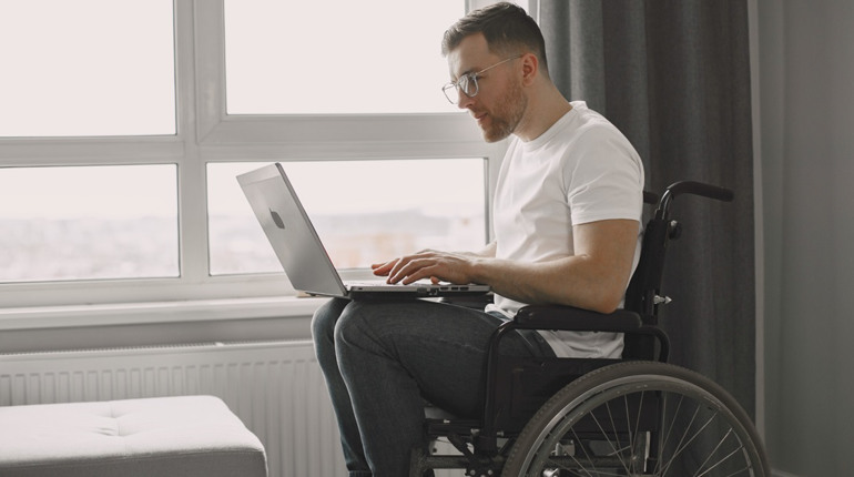 Послуги поза чергою: де закон гарантує пріоритет людям з інвалідністю