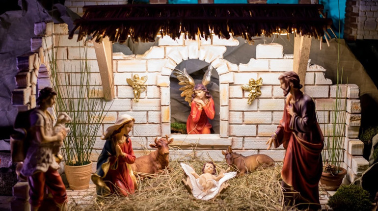 Різдво в молитві та з сім'єю: святвечірні традиції римо-католиків та православних Полонного