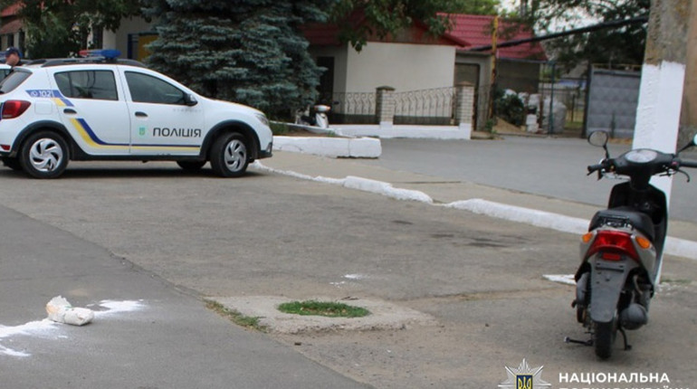 У селі Мирне водій мопеда напідпитку збив жінку на пішохідному переході