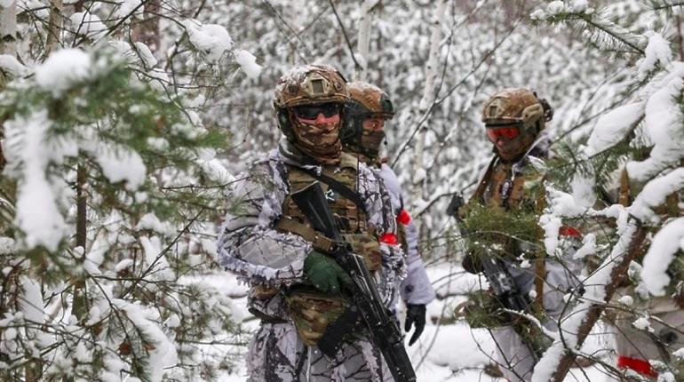 Близько сотні військових рф зайшли у Грабовське на Сумщині — тривають бої
