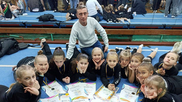 Фастівські гімнасти з ДЮСШ «Локомотив» вибороли 23 нагороди на всеукраїнських змаганнях