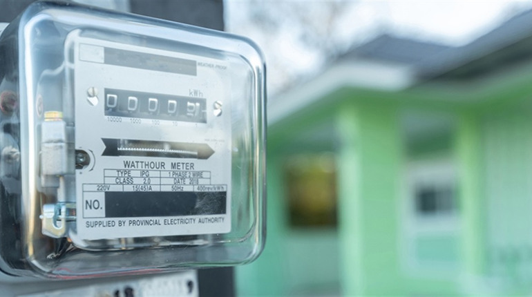 Чому лічильник “крутить” навіть під час відключень світла: пояснення ДТЕК