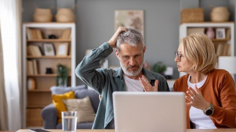 Ідентифікація пенсіонерів: що буде з виплатами, якщо не встигнути до 31 грудня