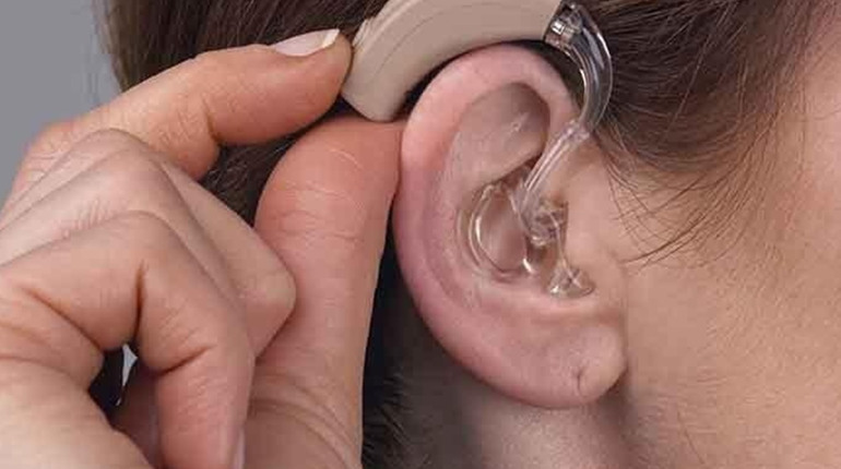 Як безплатно отримати слуховий апарат за призначенням лікаря