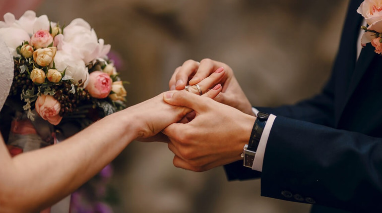 Скільки пар уклали шлюб і розлучилися на Переяславщині у грудні: статистика ДРАЦС