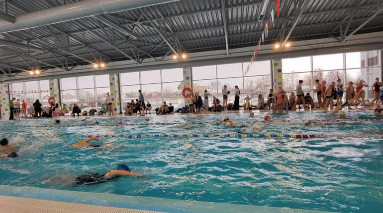 Рекордний старт: відкритий чемпіонат Золотоніської ДЮСШ з плавання зібрав 160 спортсменів